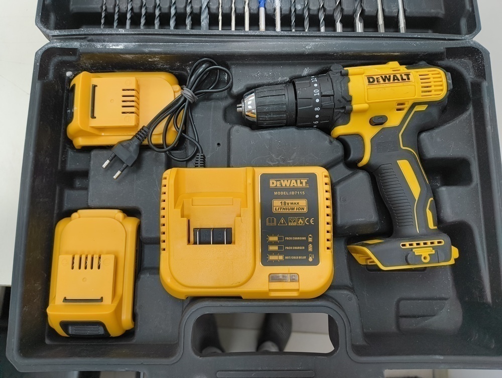 Шуруповерт Dewalt 24V
