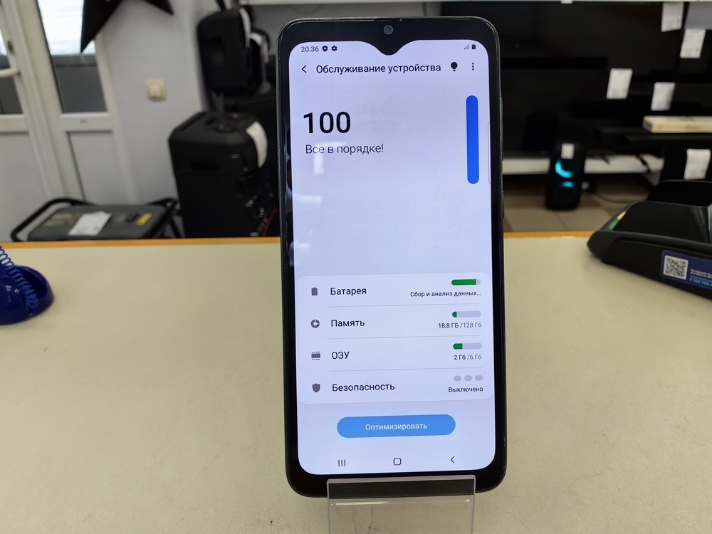 Смартфон Samsung Galaxy A70 6/128