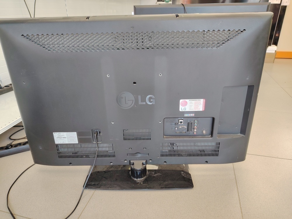 LED Телевизор LG 42LM640T