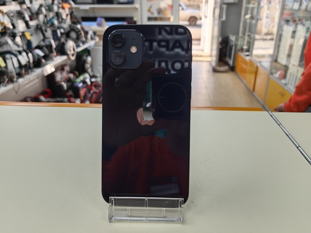 Смартфон Apple iPhone 12 128Gb