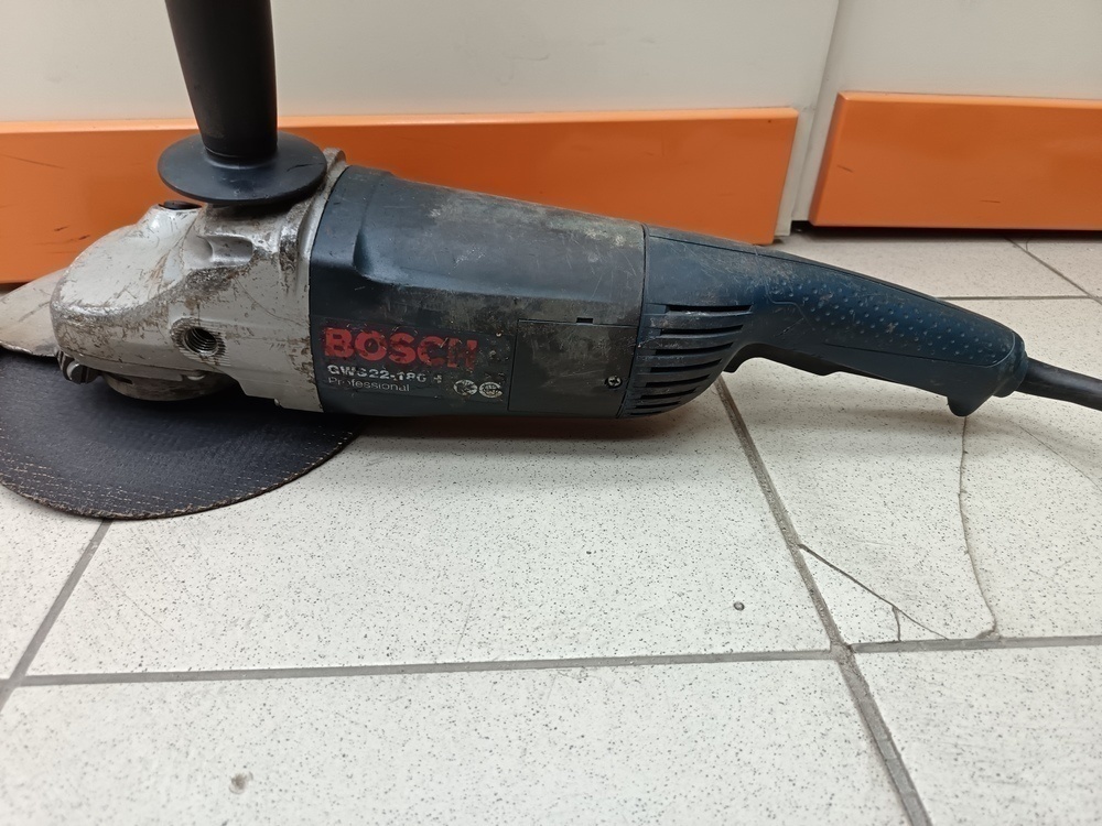 Угловая шлифмашина Bosch GWS 22-230 H