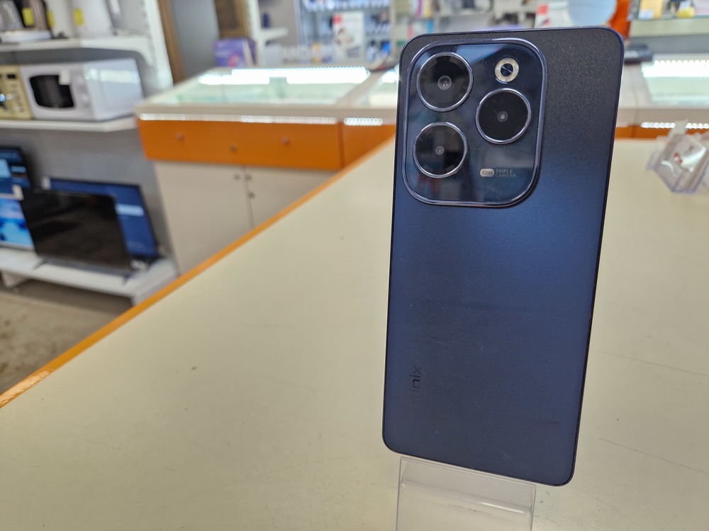 Смартфон Infinix HOT 40 8/256