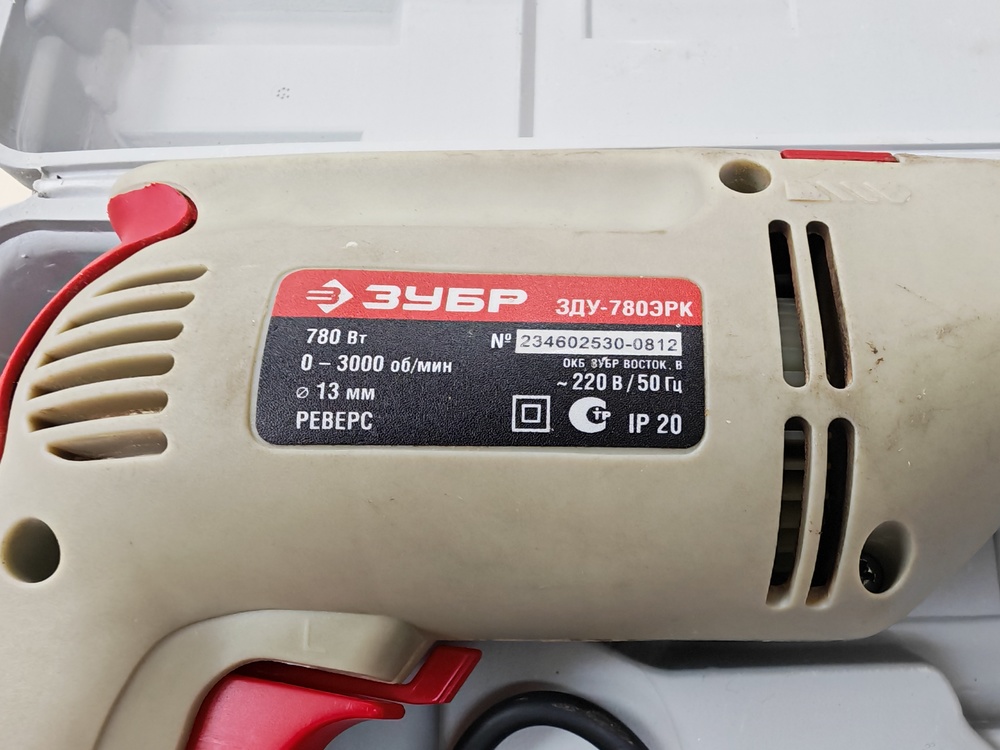Дрель-ударная Зубр ЗДУ-780ЭРК