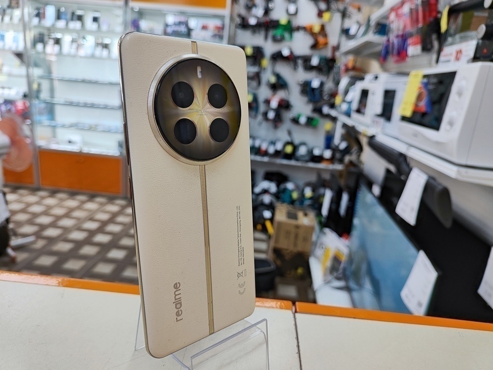 Смартфон Realme 12 Pro+ 12/512