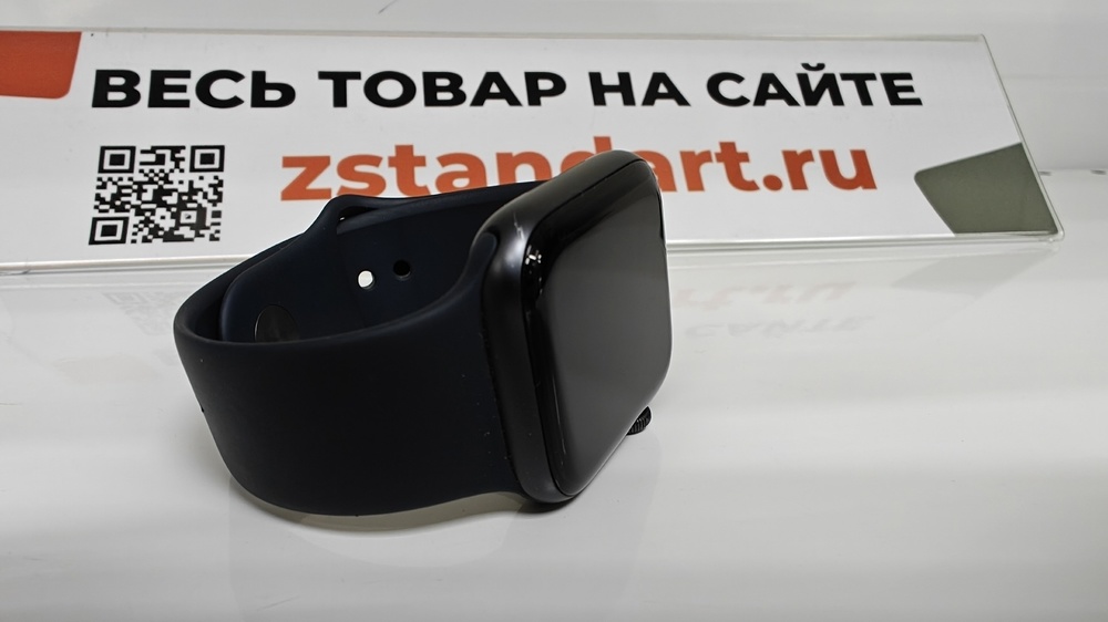 Смарт-часы Apple Watch Series 5 44 мм