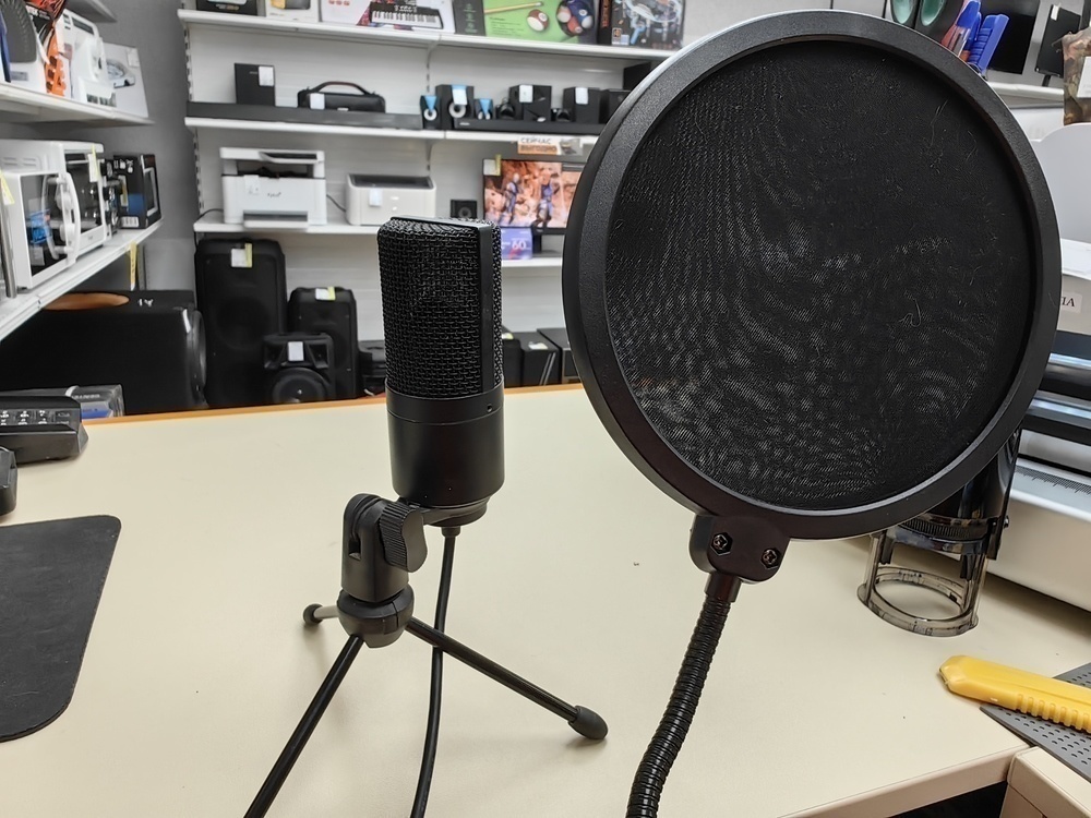 Микрофон Fifine K680