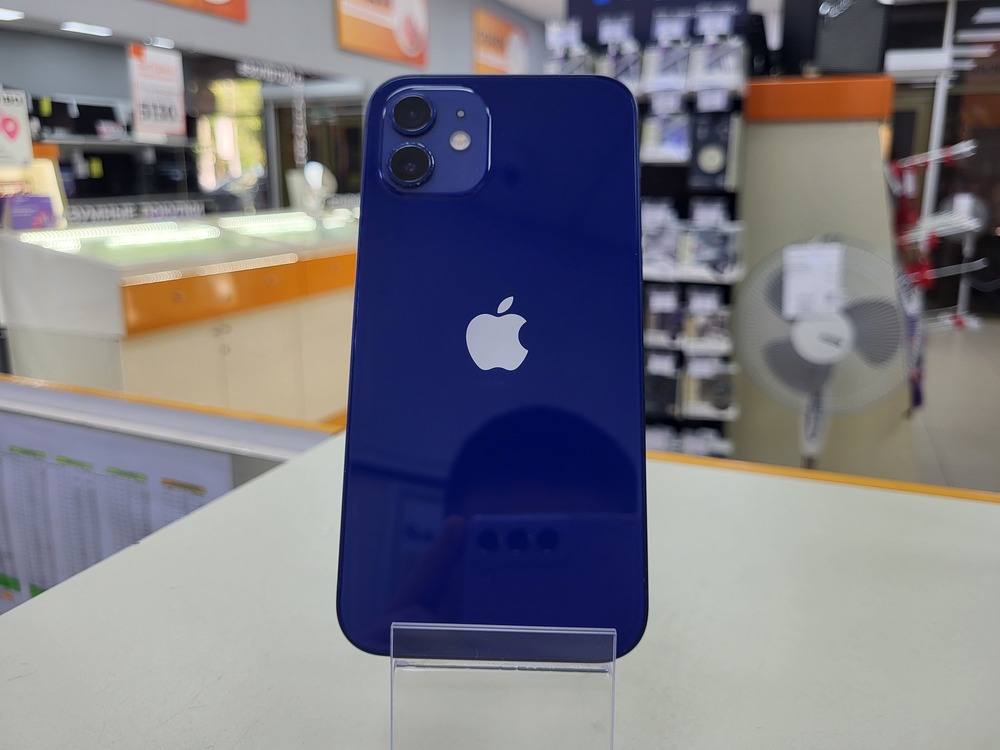 Смартфон Apple iPhone 12 64Gb