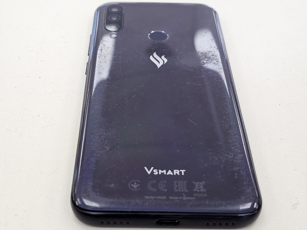 Смартфон Vsmart Joy 3+