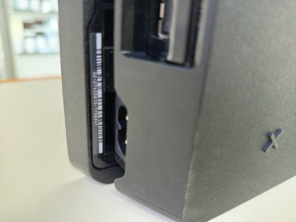 Игровая приставка PlayStation 4 Slim 500GB