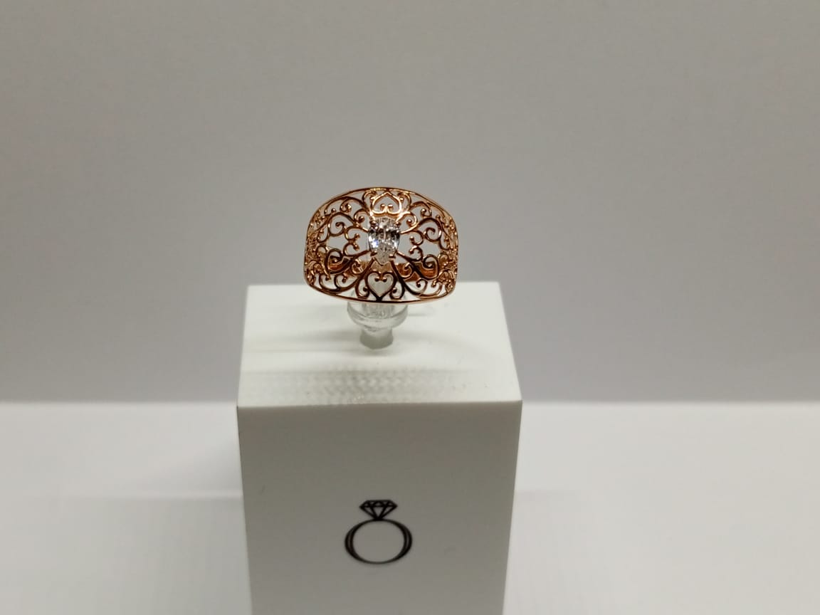 11086 КОЛЬЦО С КАМНЕМ (Au 585)