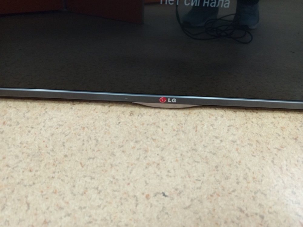 LED Телевизор LG 32LA615V