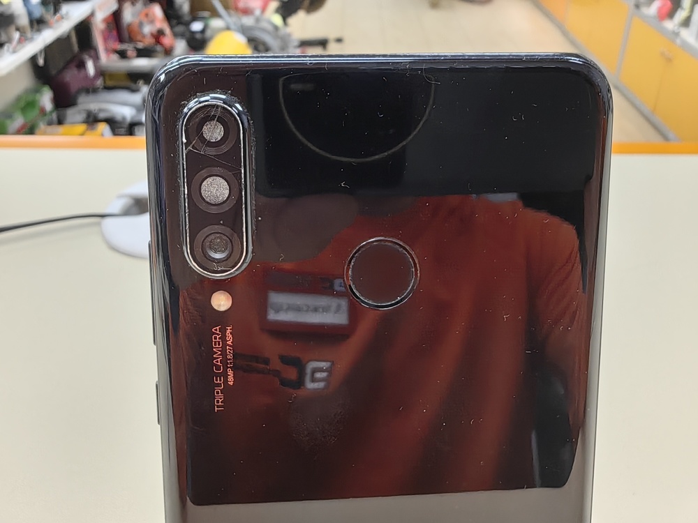 Смартфон Honor 20 Lite 4/128