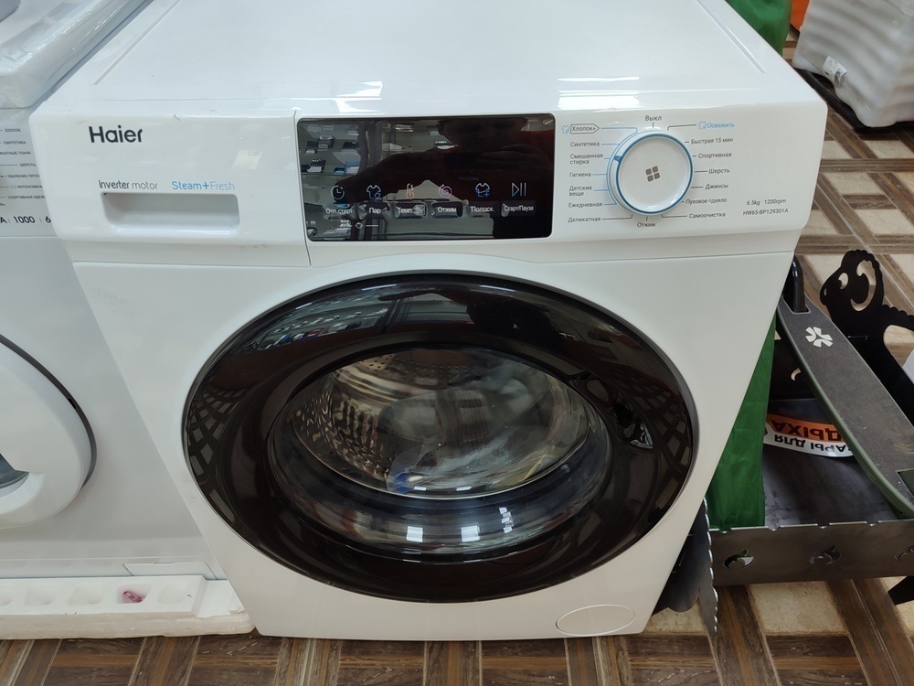 Стиральная машина Haier HW65-BP129301A