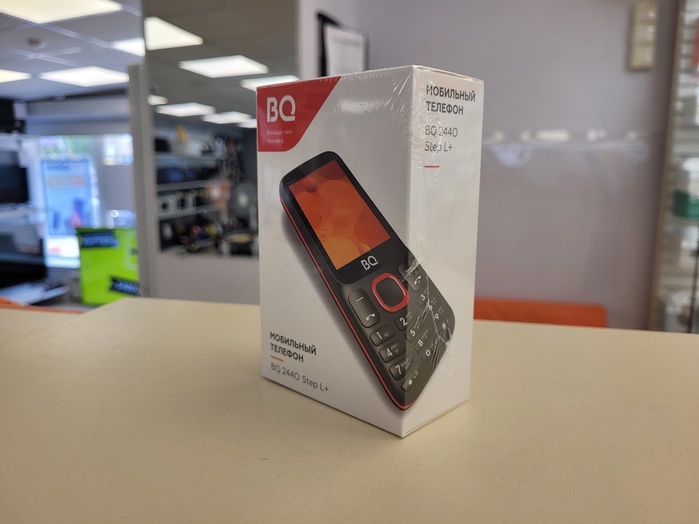 Мобильный телефон BQ 2440