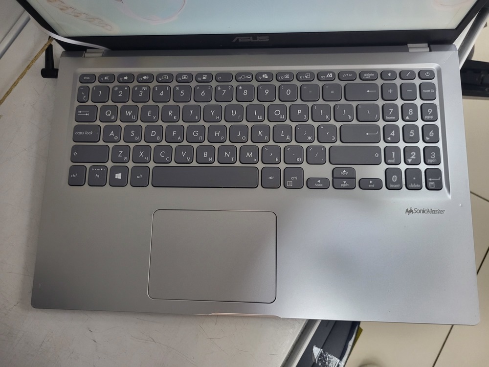 Ноутбук ASUS f515ea; Pentium Gold 7505, Intel UHD Graphics, 8 Гб, 256 Гб, Нет