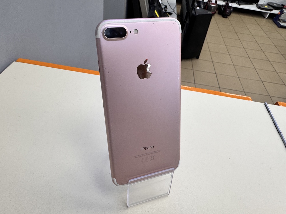 Смартфон Apple iPhone 7 Plus 32Gb