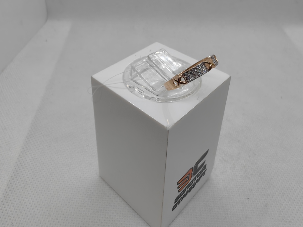 КОЛЬЦО С КАМНЯМИ (Au 585)