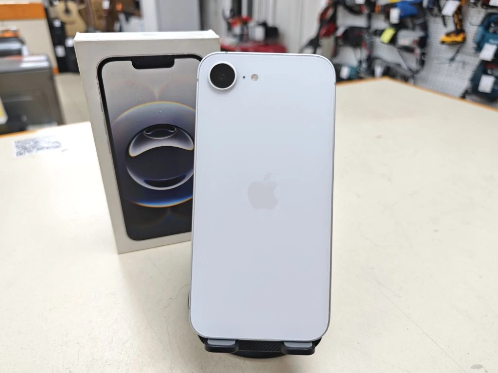 Смартфон Apple Iphone 16E 128Gb