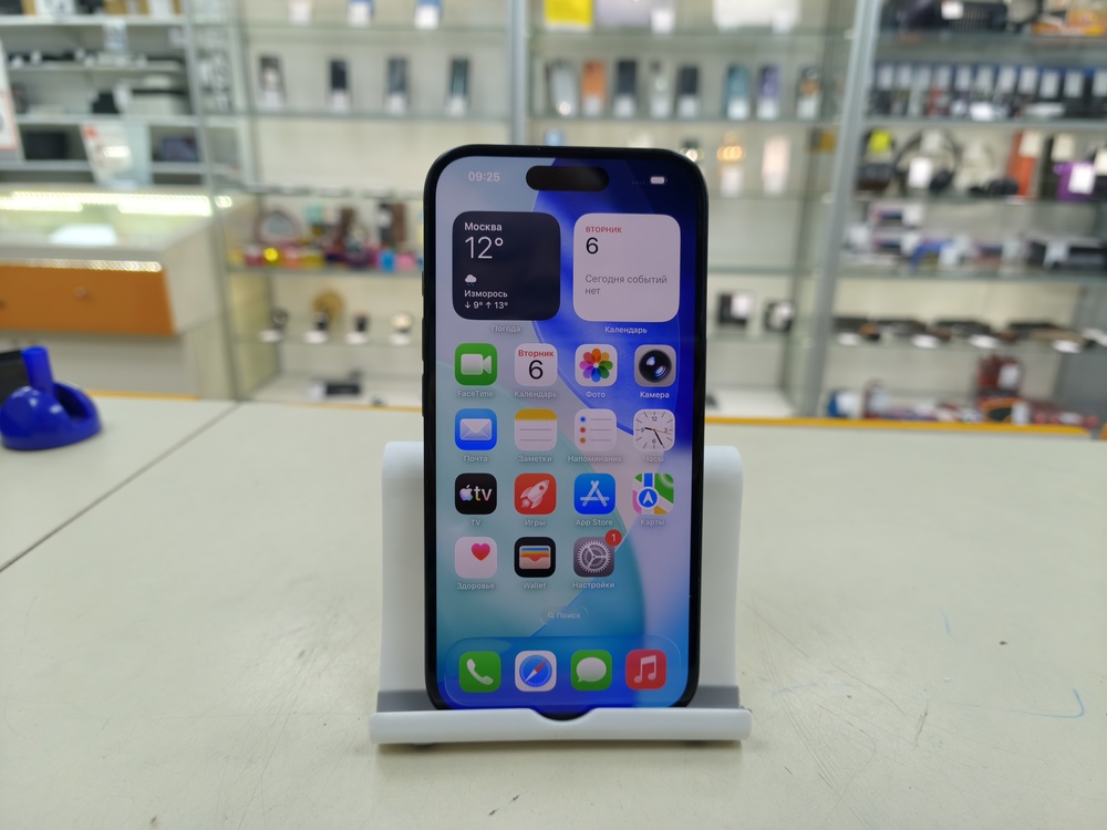 Смартфон Apple Iphone 16 128Gb