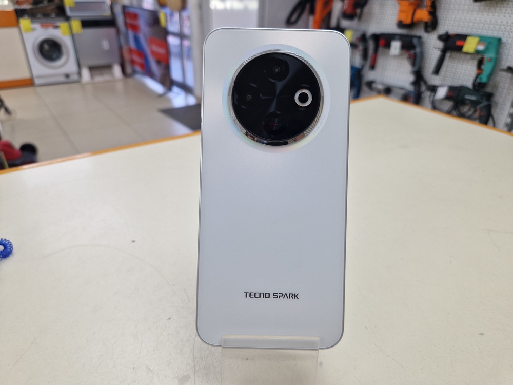 Смартфон Tecno SPARK 30C 8/256