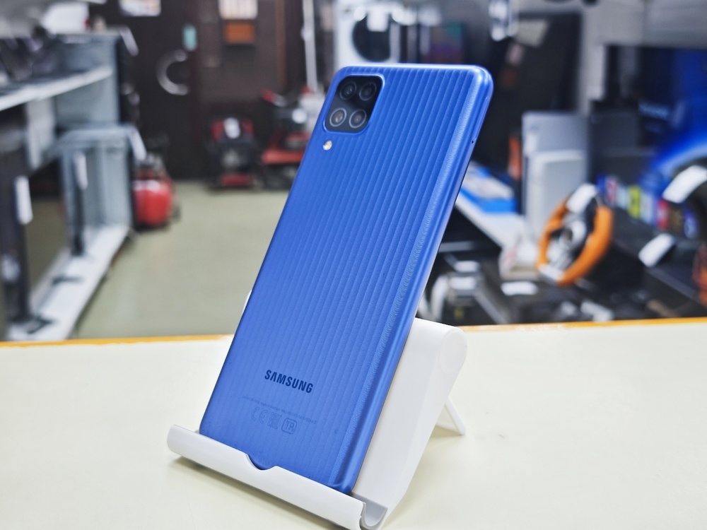 Смартфон Samsung Galaxy M12 4/64