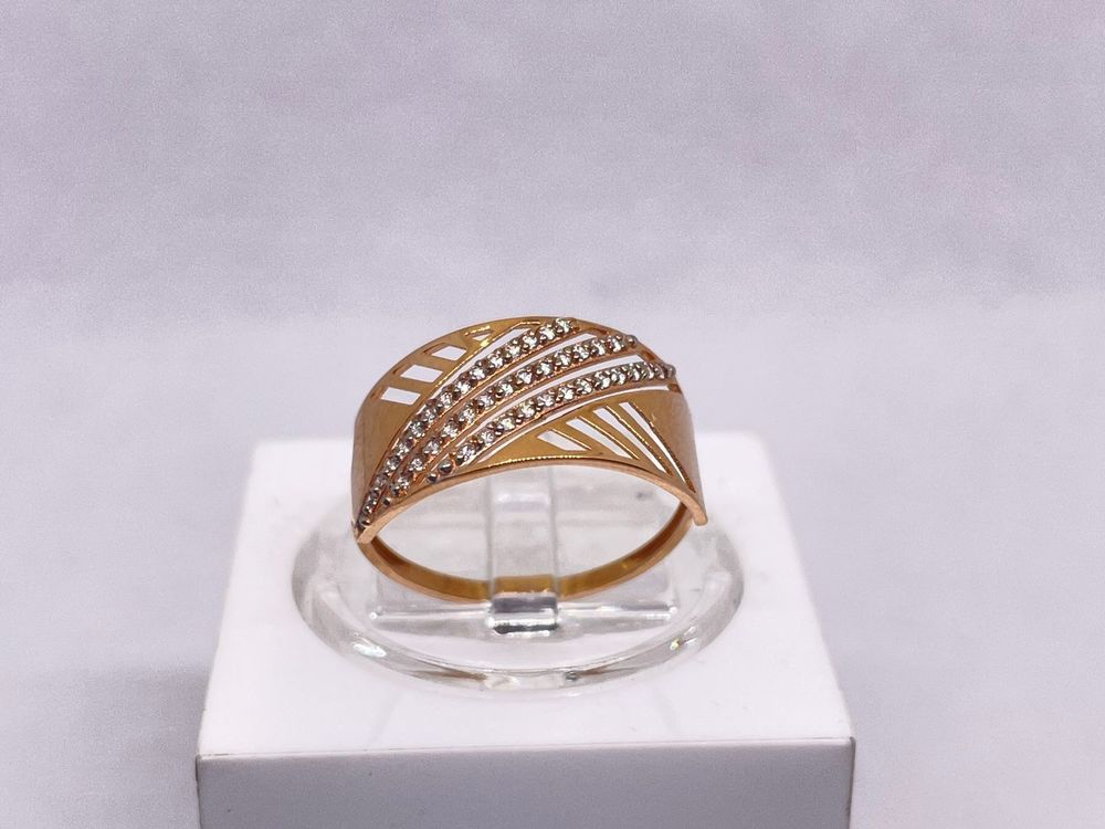 КОЛЬЦО С КАМНЯМИ (Au 585)