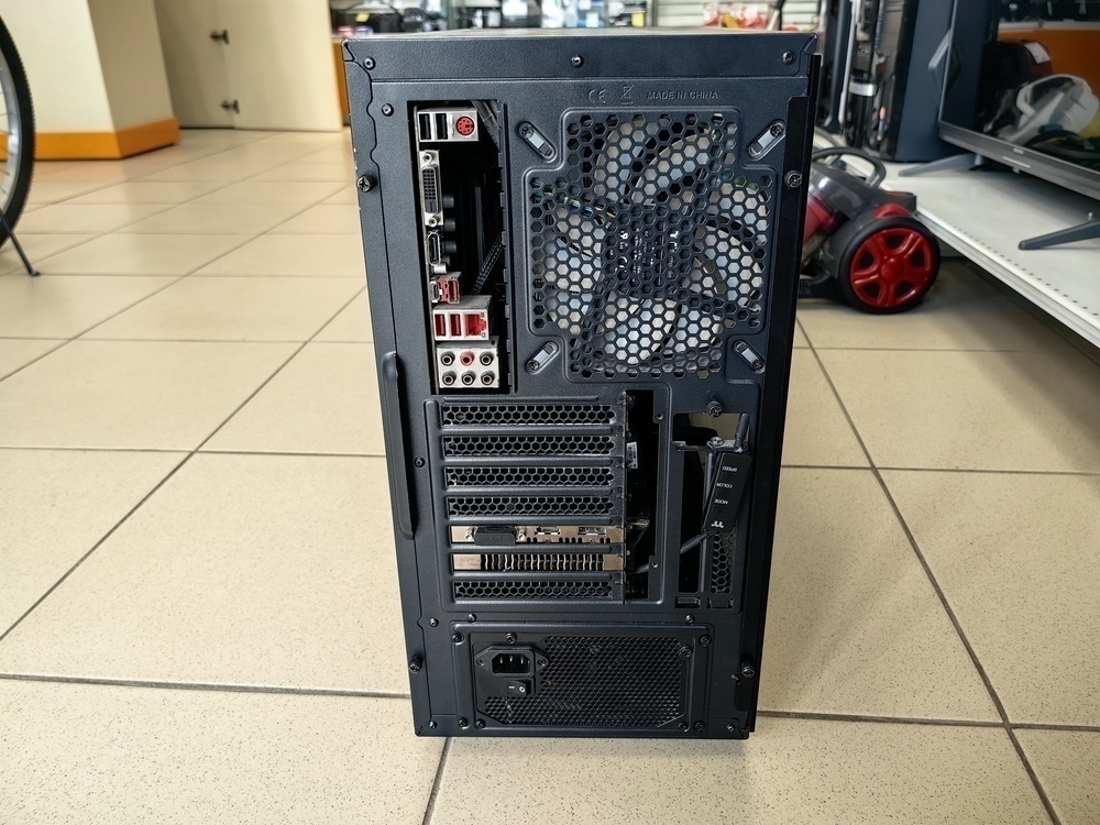 Системный блок THERMALTAKE; Core i5-9400F, GeForce GTX 1660 Super, 16 Гб, 500 Гб, 2 Tb