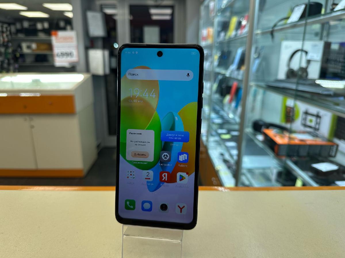 Смартфон Tecno Spark 20C 4/128