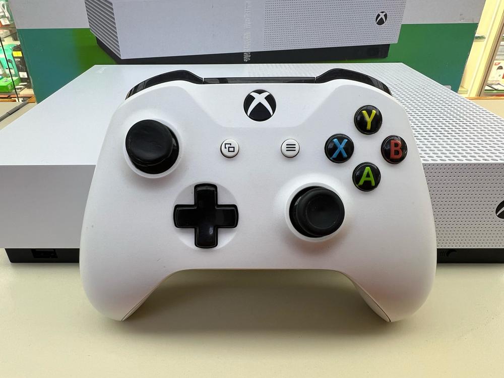 Игровая приставка Xbox One S 1TB