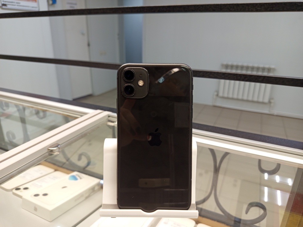 Смартфон Apple iPhone 11 Pro Max 64Gb