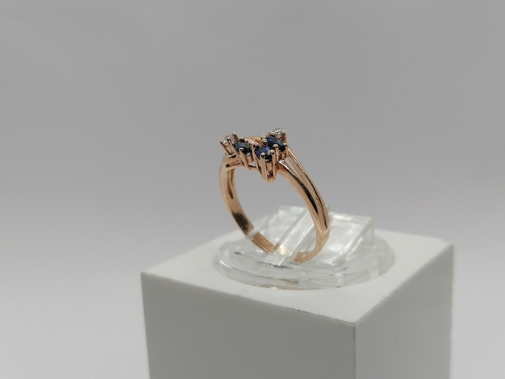 КОЛКМИ585 КОЛЬЦО С КАМНЯМИ (Au 585)