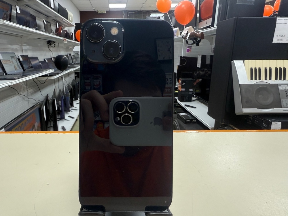 Смартфон Apple iPhone 13 256Gb