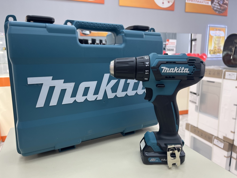 Шуруповерты Makita DF333d;