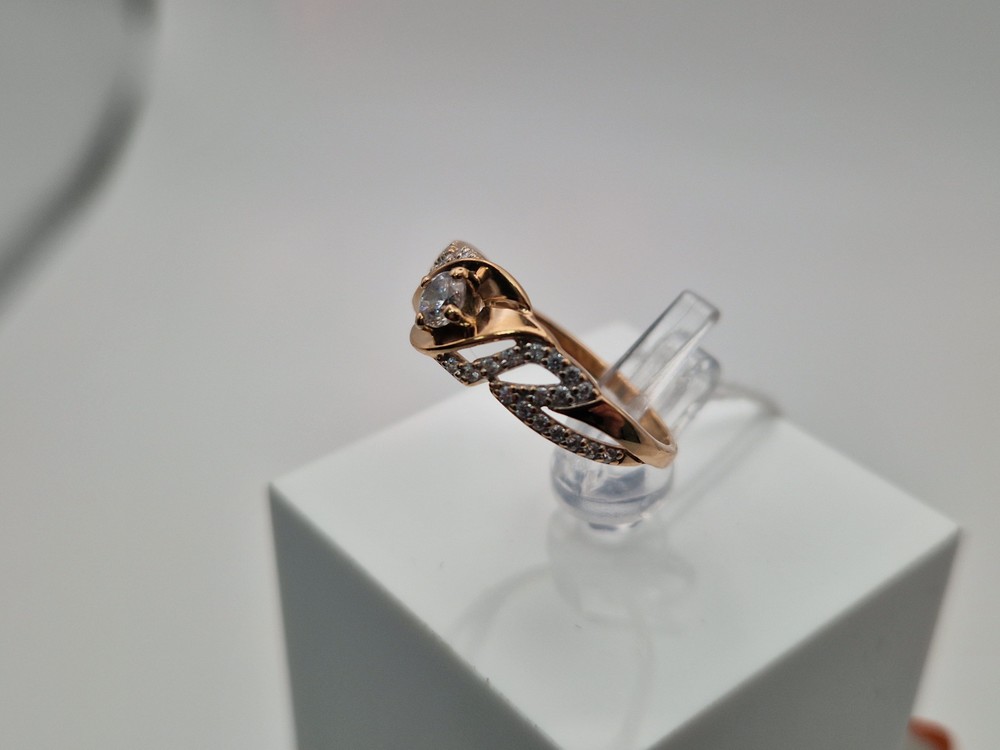 КОЛКМИ585 КОЛЬЦО С КАМНЯМИ (Au 585)