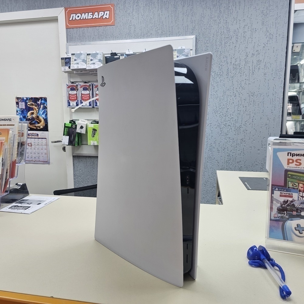 Игровая приставка PlayStation 5 825Gb (С дисководом) Игровая приставка PlayStation 5 825Gb (С дисководом)
