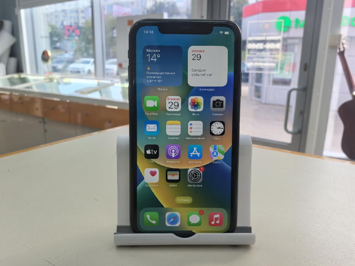 Смартфон Apple iPhone 11 64Gb