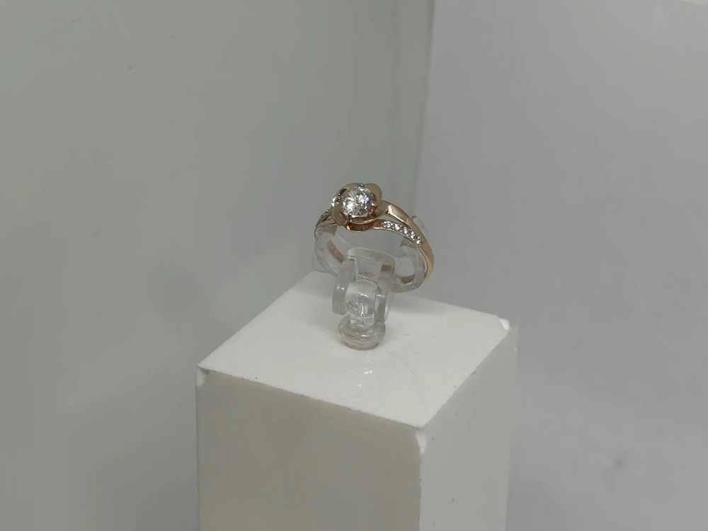 КОЛЬЦО С КАМНЯМИ (Au 585)