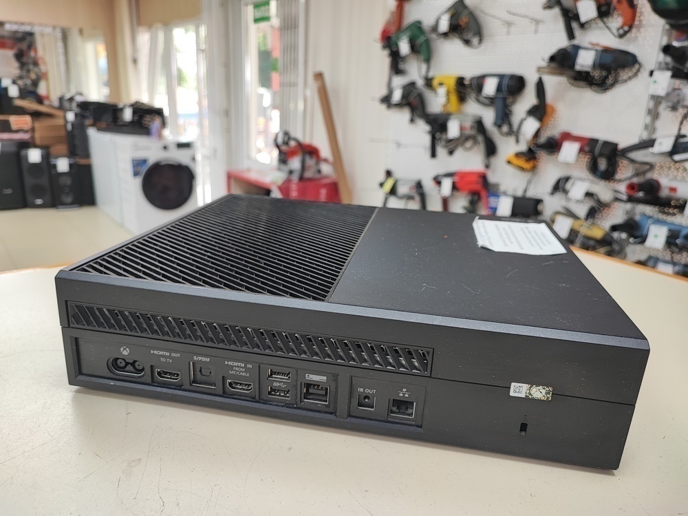 Игровая приставка Xbox One 1 Tb