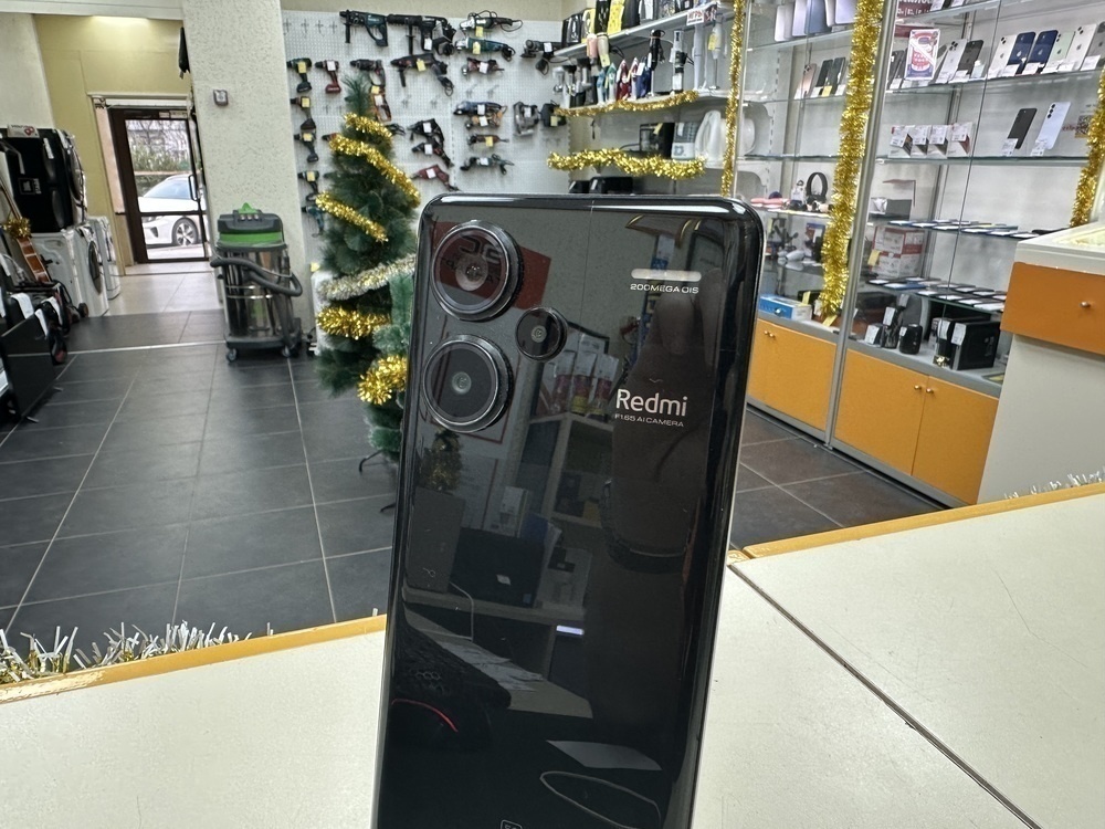 Смартфон Xiaomi Redmi Note 13 Pro+ 12/512