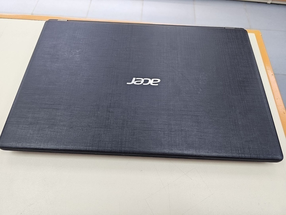 Ноутбук Acer; A4-9120, Radeon R3 series, 4 Гб, Нет, 500 Гб