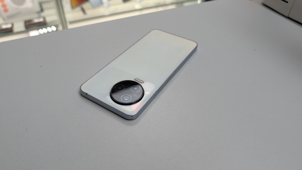 Смартфон Infinix NOTE 12 2023 8/128