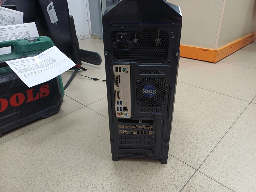 Системный блок Aero Cool; Ryzen 3 2200G, GeForce GTX 1070, 16 Гб, 128 Гб, 1 Tb