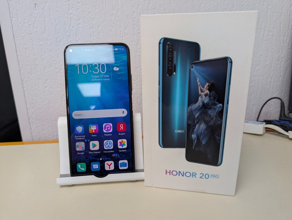 Смартфон Honor 20 Pro 8/256