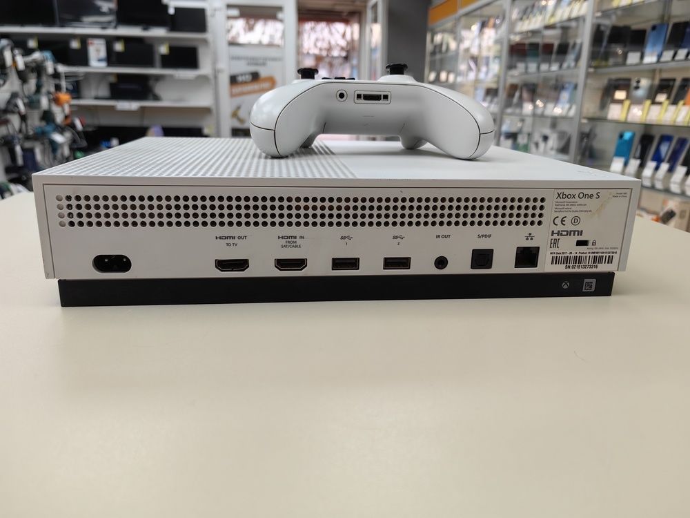 Игровая приставка Xbox One S 500Gb