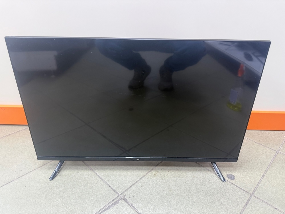 LED Телевизор Xiaomi Mi P1 L32M6-6AEU