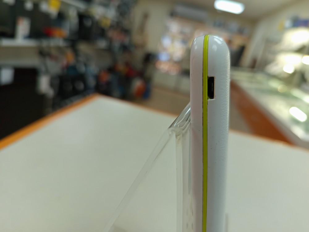 Мобильный телефон Samsung SM-B310E