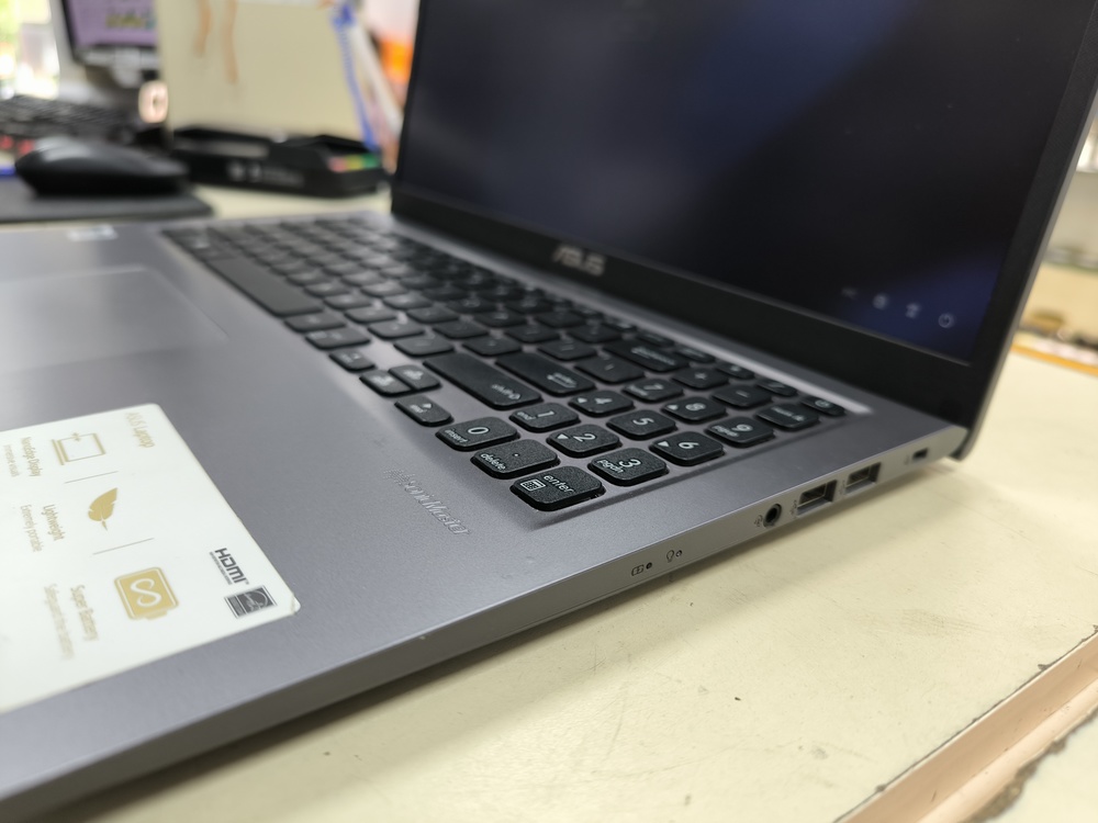 Ноутбук ASUS; Core i5-1035G7,  Intel(R) Graphics, 8 Гб, 256 Гб, Нет