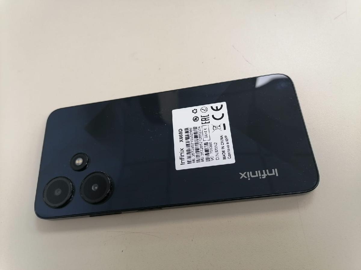 Смартфон Infinix HOT 30i 4/64