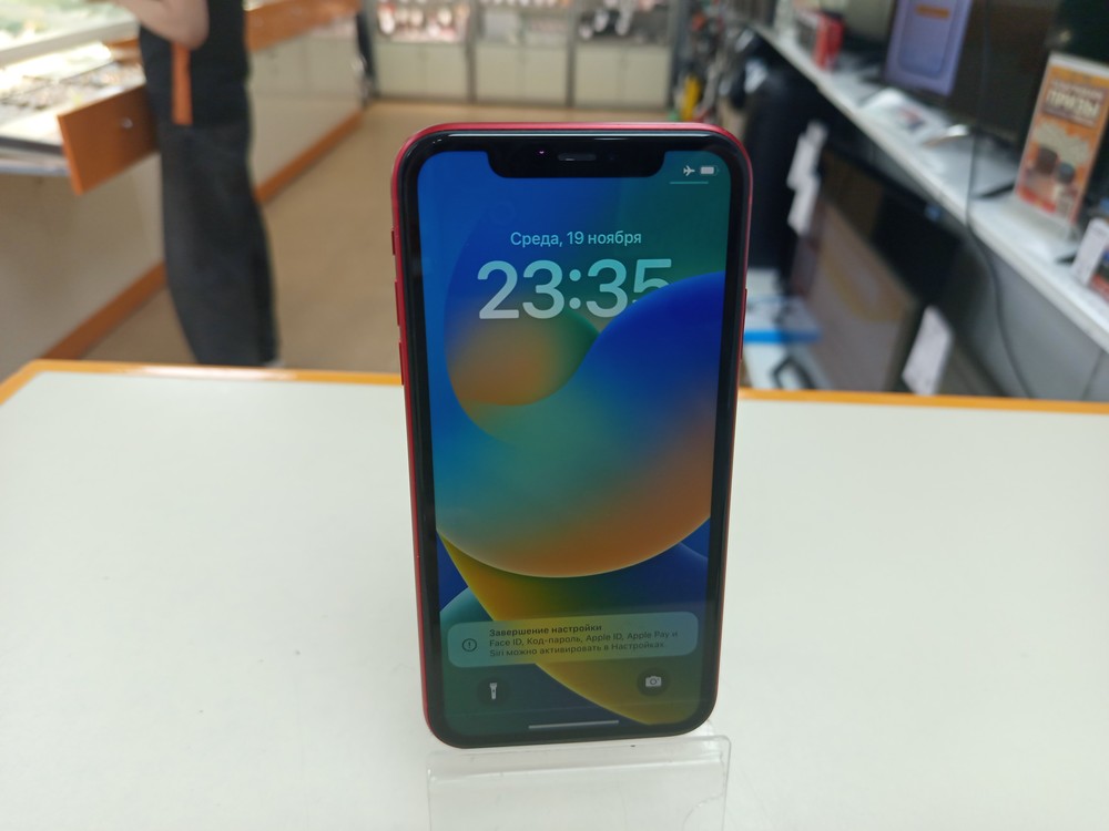 Смартфон Apple iPhone 11 64Gb