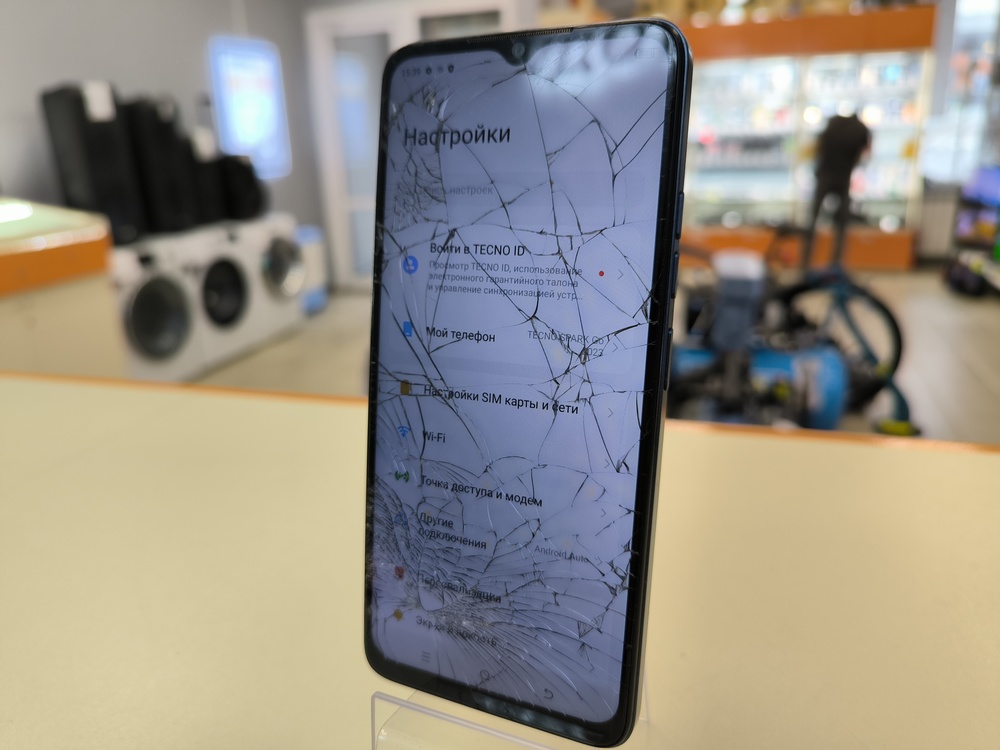 Смартфон Tecno Spark Go 2023 4/64